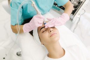 Does the HydraFacial Help With Acne?
